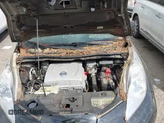 2014 Nissan LEAF SV z VIN 1N4AZ0CP9EC331545, wystawiony jako IAAI lot #41943715 z przebiegiem Nie podano mil oraz . Historia ofert i sprzedaży dostępna na DreamBid. Obrazek 10.