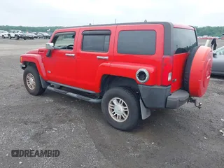 2006 Hummer H3 z VIN 5GTDN136568219855, wystawiony jako IAAI lot #42533050 z przebiegiem 200 138 mil mil oraz . Historia ofert i sprzedaży dostępna na DreamBid. Obrazek 3.