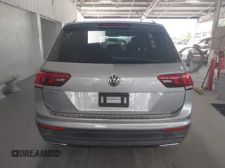 2019 Volkswagen Tiguan S with VIN 3VV1B7AX6KM189497, listed as a IAAI auction lot 42669313 with 236,719 mi miles and . Bid and sale history available at DreamBid. Image 16.