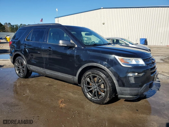 2018 Ford Explorer XLT with VIN 1FM5K8D80JGA01457, listed as a Copart auction lot 41652665 with 68,925 mi miles and Salvage Title. Bid and sale history available at carsss.com. Image 4.