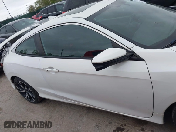 2018 Honda Civic Si z VIN 2HGFC3A59JH756468, wystawiony jako IAAI lot #42220690 z przebiegiem 80 526 mil mil oraz . Historia ofert i sprzedaży dostępna na DreamBid. Obrazek 13.