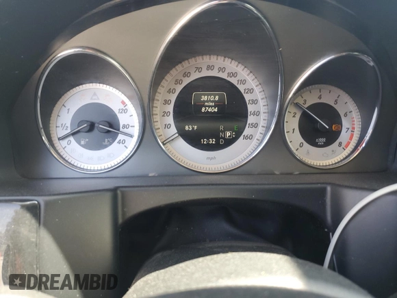 2015 Mercedes-Benz GLK 350 with VIN WDCGG5HB5FG424281, listed as a Copart auction lot 70042614 with 87,404 mi miles and Clean Title. Bid and sale history available at DreamBid. Image 9.