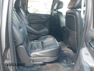 2012 Chevrolet Suburban LT z VIN 1GNSKJE74CR221767, wystawiony jako IAAI lot #42340815 z przebiegiem 219 966 mil mil oraz . Historia ofert i sprzedaży dostępna na DreamBid. Obrazek 8.