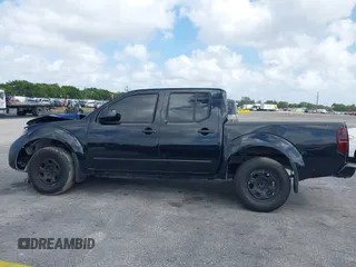 2019 Nissan Frontier SV z VIN 1N6DD0EV4KN745055, wystawiony jako IAAI lot #41913656 z przebiegiem Nie podano mil oraz . Historia ofert i sprzedaży dostępna na DreamBid. Obrazek 13.