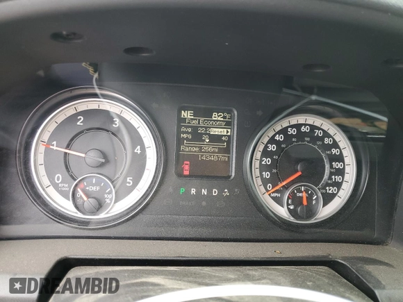 2016 Ram 1500 Tradesman z VIN 1C6RR7FM4GS132345, wystawiony jako Copart lot #53487564 z przebiegiem 143 487 mil mil oraz Szkoda całkowita • Salvage title. Historia ofert i sprzedaży dostępna na DreamBid. Obrazek 9.