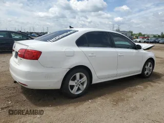 2012 Volkswagen Jetta TDI w/Premium & Nav with VIN 3VWLL7AJ4CM360634, listed as a Copart auction lot 58619355 with 171,903 mi miles and Salvage title. Bid and sale history available at DreamBid. Image 3.