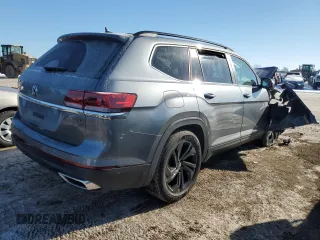 2023 Volkswagen Atlas SE with VIN 1V2KP2CA4PC527695, listed as a Copart auction lot 46023235 with 21,893 mi miles and Salvage title. Bid and sale history available at DreamBid. Image 3.
