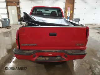 2000 GMC Sonoma SLS w/1SJ Pkg with VIN 1GTCT19W7Y8295371, listed as a Copart auction lot 78570054 with 147,987 mi miles and Salvage Title. Bid and sale history available at carsss.com. Image 6.
