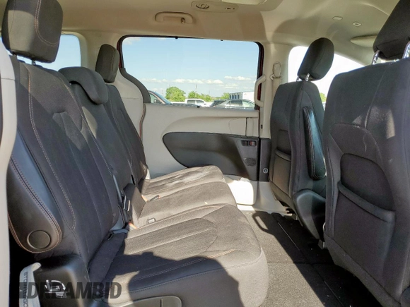 2018 Chrysler Pacifica Touring Plus with VIN 2C4RC1FG3JR125624, listed as a Copart auction lot 55962635 with 99,806 mi miles and Salvage title. Bid and sale history available at DreamBid. Image 11.