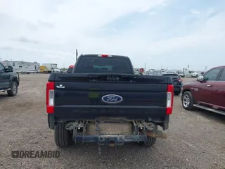 2017 Ford Super Duty F-250 SRW Lariat with VIN 1FT7W2BT0HEF27194, listed as a IAAI auction lot 42061350 with 206,679 mi miles. Bid and sale history available at carsss.com. Image 16.