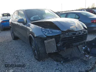2018 Porsche Cayenne S z VIN WP1AB2A22JLA60905, wystawiony jako IAAI lot #41172757 z przebiegiem 84 396 mil mil oraz . Historia ofert i sprzedaży dostępna na DreamBid. Obrazek 1.