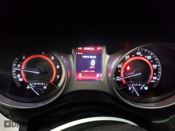 2011 Dodge Journey Mainstreet with VIN 3D4PG1FG8BT547501, listed as a Copart auction lot 58327075 with 203,888 mi miles and Salvage title. Bid and sale history available at DreamBid. Image 9.