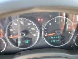 2008 Jeep Liberty Sport with VIN 1J8GP28KX8W236264, listed as a Copart auction lot 84846924 with 226,714 mi miles and Salvage Title. Bid and sale history available at DreamBid. Image 9.