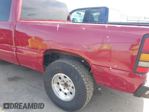 2002 Chevrolet Silverado 1500 LT with VIN 2GCEK19T321107487, listed as a IAAI auction lot 41977474 with 218,793 mi miles. Bid and sale history available at carsss.com. Image 17.