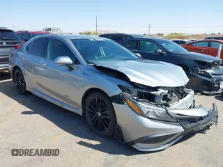 2021 Toyota Camry XSE z VIN 4T1K61AK2MU439272, wystawiony jako IAAI lot #42035718 z przebiegiem 69 901 mil mil oraz . Historia ofert i sprzedaży dostępna na DreamBid. Obrazek 1.