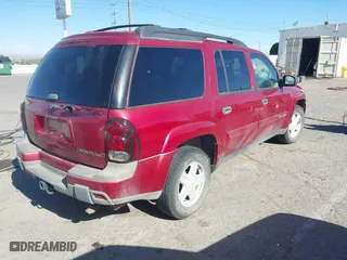 2003 Chevrolet TrailBlazer EXT LT with VIN 1GNET16SX36109215, listed as a IAAI auction lot 42055867 with 189,635 mi miles. Bid and sale history available at carsss.com. Image 4.