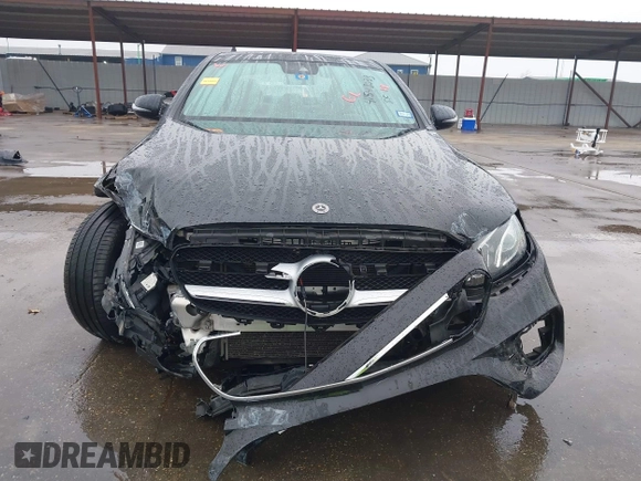 2018 Mercedes-Benz E-Class E 300 with VIN WDDZF4JB0JA480457, listed as a IAAI auction lot 41548033 with 54,732 mi miles. Bid and sale history available at carsss.com. Image 13.