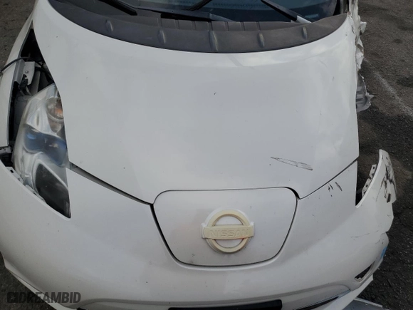 2015 Nissan LEAF SL with VIN 1N4AZ0CP0FC321455, listed as a Copart auction lot 44955645 with 0 mi miles and Salvage Title. Bid and sale history available at carsss.com. Image 11.