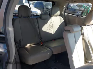 2014 Toyota Sienna XLE with VIN 5TDYK3DC7ES447903, listed as a IAAI auction lot 41835665 with 224,492 mi miles. Bid and sale history available at carsss.com. Image 18.