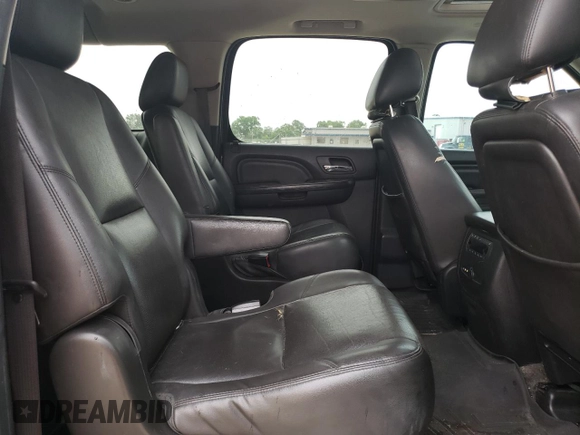 2013 GMC Yukon XL Denali with VIN 1GKS2MEF3DR271857, listed as a Copart auction lot 55522895 with 260,479 mi miles and Clean Title. Bid and sale history available at DreamBid. Image 11.