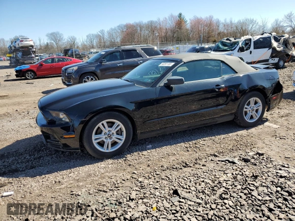2014 Ford Mustang V6 with VIN 1ZVBP8EM6E5261560, listed as a Copart auction lot 50391185 with 60,700 mi miles and Salvage Title. Bid and sale history available at carsss.com. Image 1.