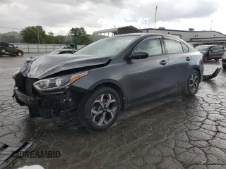 2019 Kia Forte LXS z VIN 3KPF24AD8KE013876, wystawiony jako Copart lot #59156525 z przebiegiem 199 097 mil mil oraz Szkoda całkowita • Salvage title. Historia ofert i sprzedaży dostępna na DreamBid. Obrazek 1.