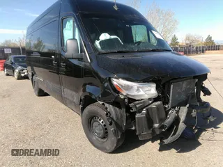 2024 Mercedes-Benz Sprinter Passenger with VIN W1Z4NGHY2RT162429, listed as a IAAI auction lot 41994321 with 6,092 mi miles. Bid and sale history available at carsss.com. Image 1.