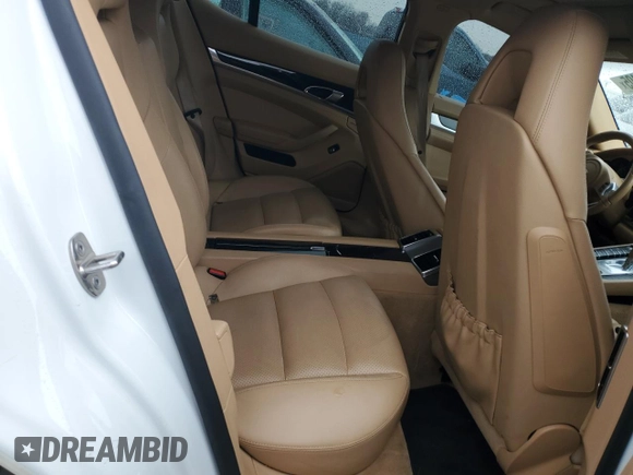 2015 Porsche Panamera 4 with VIN WP0AA2A73FL003376, listed as a Copart auction lot 47067405 with 92,308 mi miles and Salvage Title. Bid and sale history available at DreamBid. Image 10.