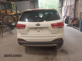 2016 Kia Sorento EX with VIN 5XYPHDA5XGG063815, listed as a IAAI auction lot 42366581 with 164,255 mi miles and . Bid and sale history available at DreamBid. Image 17.