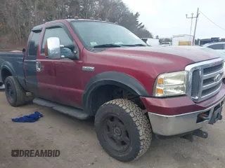 2005 Ford Super Duty F-250 XL with VIN 1FTSX21535EA27133, listed as a IAAI auction lot 41305022 with 179,174 mi miles. Bid and sale history available at carsss.com. Image 1.