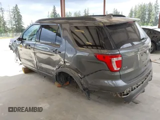 2017 Ford Explorer XLT с VIN 1FM5K8D87HGC06235, выставлен на аукционе IAAI как лот 42218384 с пробегом 191 635 миль миль и . История ставок и продаж доступна на DreamBid. Изображение 3.