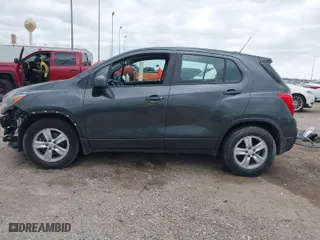 2020 Chevrolet Trax LS with VIN 3GNCJKSB7LL171718, listed as a IAAI auction lot 41742694 with 99,398 mi miles. Bid and sale history available at carsss.com. Image 15.