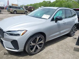2023 Volvo XC60 Ultimate Dark Theme с VIN YV4062RX5P1347142, выставлен на аукционе IAAI как лот 42370431 с пробегом 19 510 миль миль и . История ставок и продаж доступна на DreamBid. Изображение 17.