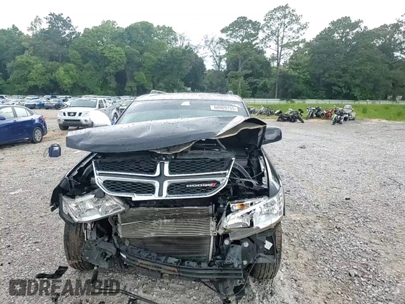 2019 Dodge Journey SE with VIN 3C4PDCBB8KT774151, listed as a Copart auction lot 60909755 with 170,379 mi miles and Salvage title. Bid and sale history available at DreamBid. Image 15.