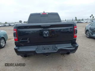 2019 Ram 1500 Big Horn z VIN 1C6RREFT4KN769609, wystawiony jako IAAI lot #42401229 z przebiegiem 46 049 mil mil oraz . Historia ofert i sprzedaży dostępna na DreamBid. Obrazek 17.