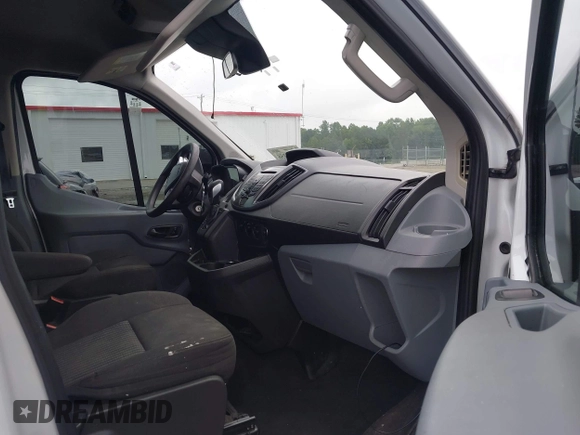 2016 Ford Transit XL z VIN 1FBZX2ZM8GKA69297, wystawiony jako IAAI lot #42689356 z przebiegiem 192 432 mil mil oraz . Historia ofert i sprzedaży dostępna na DreamBid. Obrazek 5.