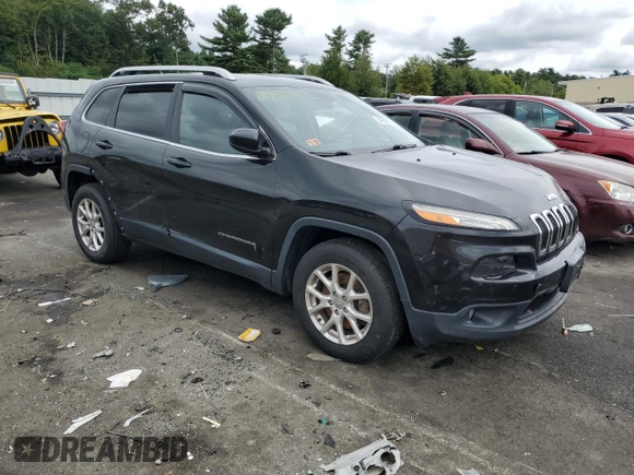 2014 Jeep Cherokee Latitude with VIN 1C4PJMCS2EW260064, listed as a Copart auction lot 64789614 with 201,358 mi miles and Salvage Title. Bid and sale history available at carsss.com. Image 4.