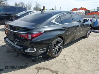 2022 Lexus ES 300h with VIN 58ADA1C18NU025337, listed as a IAAI auction lot 41755196 with 118,413 mi miles and . Bid and sale history available at DreamBid. Image 4.