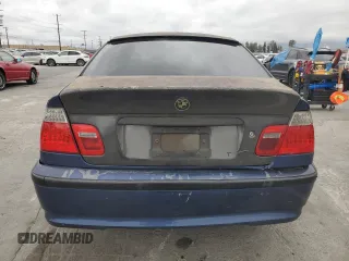 2004 BMW 3 Series 325xi with VIN WBAEU33444PM59813, listed as a Copart auction lot 53677725 with 169,780 mi miles and Salvage Title. Bid and sale history available at carsss.com. Image 6.