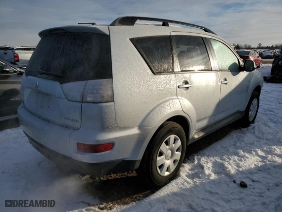 2011 Mitsubishi Outlander ES with VIN JA4AS2AW7BU028851, listed as a Copart auction lot 85541964 with 116,956 mi miles and Salvage Title. Bid and sale history available at carsss.com. Image 3.