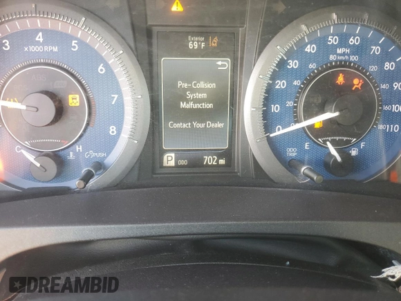 2019 Toyota Sienna LE Auto Access Seat with VIN 5TDKZ3DC3KS993465, listed as a Copart auction lot 54182655 with 702 mi miles and Clean title. Bid and sale history available at DreamBid. Image 9.