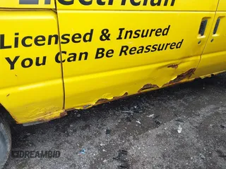 2006 Ford Econoline Cargo with VIN 1FTNE24W76HB25668, listed as a IAAI auction lot 42183528 with 225,468 mi miles and . Bid and sale history available at carsss.com. Image 6.