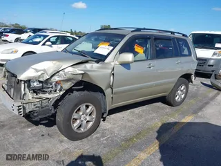 2002 Toyota Highlander with VIN JTEGF21A120071643, listed as a IAAI auction lot 41593796 with 157,608 mi miles. Bid and sale history available at carsss.com. Image 6.