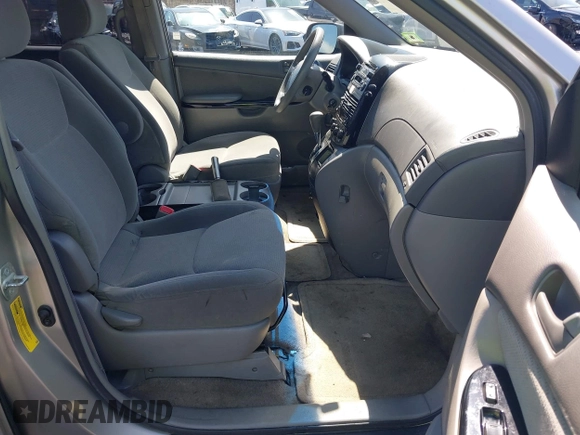 2005 Toyota Sienna CE with VIN 5TDZA23C95S380868, listed as a IAAI auction lot 41922419 with 218,513 mi miles and . Bid and sale history available at DreamBid. Image 5.