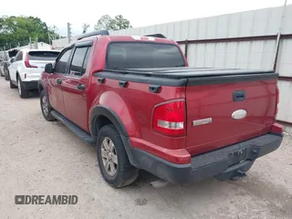 2007 Ford Explorer Sport Trac XLT z VIN 1FMEU31K57UA14342, wystawiony jako IAAI lot #42311005 z przebiegiem 155 236 mil mil oraz . Historia ofert i sprzedaży dostępna na DreamBid. Obrazek 3.
