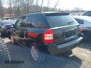 2008 Jeep Compass Sport with VIN 1J8FT47W68D711699, listed as a IAAI auction lot 41794475 with 182,700 mi miles. Bid and sale history available at carsss.com. Image 3.