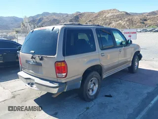 1998 Ford Explorer XL z VIN 1FMZU34E4WZB50132, wystawiony jako IAAI lot #42708532 z przebiegiem 237 486 mil mil oraz . Historia ofert i sprzedaży dostępna na DreamBid. Obrazek 4.