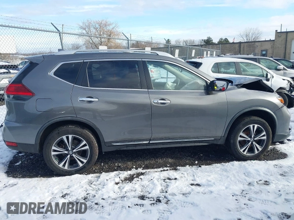 2017 Nissan Rogue SL with VIN JN8AT2MV7HW271485, listed as a IAAI auction lot 41100772 with 106,965 mi miles. Bid and sale history available at carsss.com. Image 14.