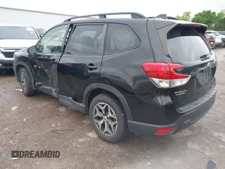 2021 Subaru Forester Premium with VIN JF2SKAJC7MH565601, listed as a IAAI auction lot 42202360 with 85,792 mi miles and . Bid and sale history available at DreamBid. Image 3.