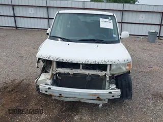 2005 Scion xB z VIN JTLKT324154018321, wystawiony jako IAAI lot #42189716 z przebiegiem 204 574 mil mil oraz . Historia ofert i sprzedaży dostępna na DreamBid. Obrazek 6.